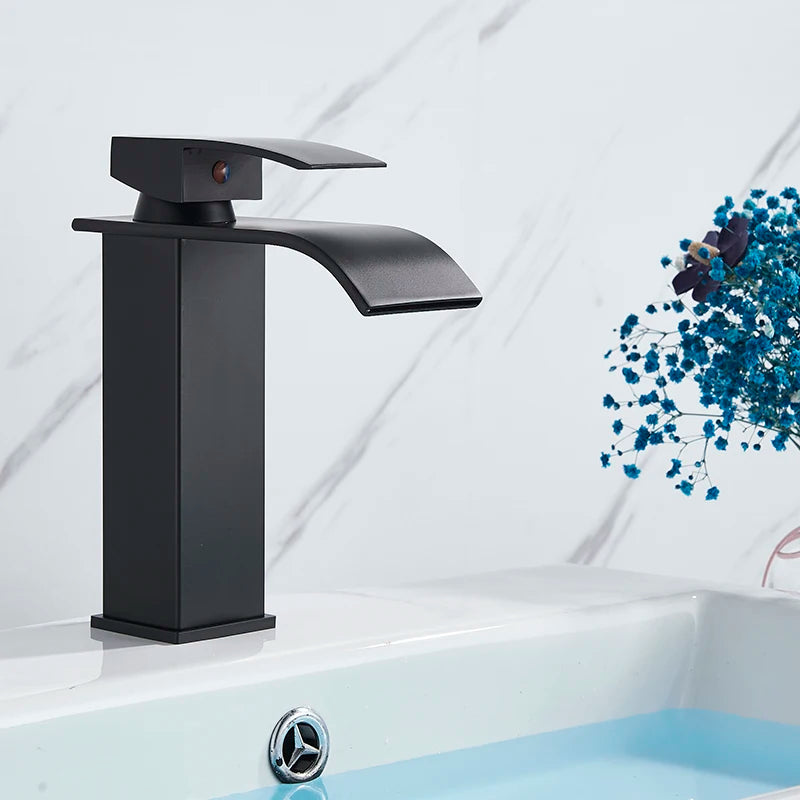 Bathroom sink Faucet